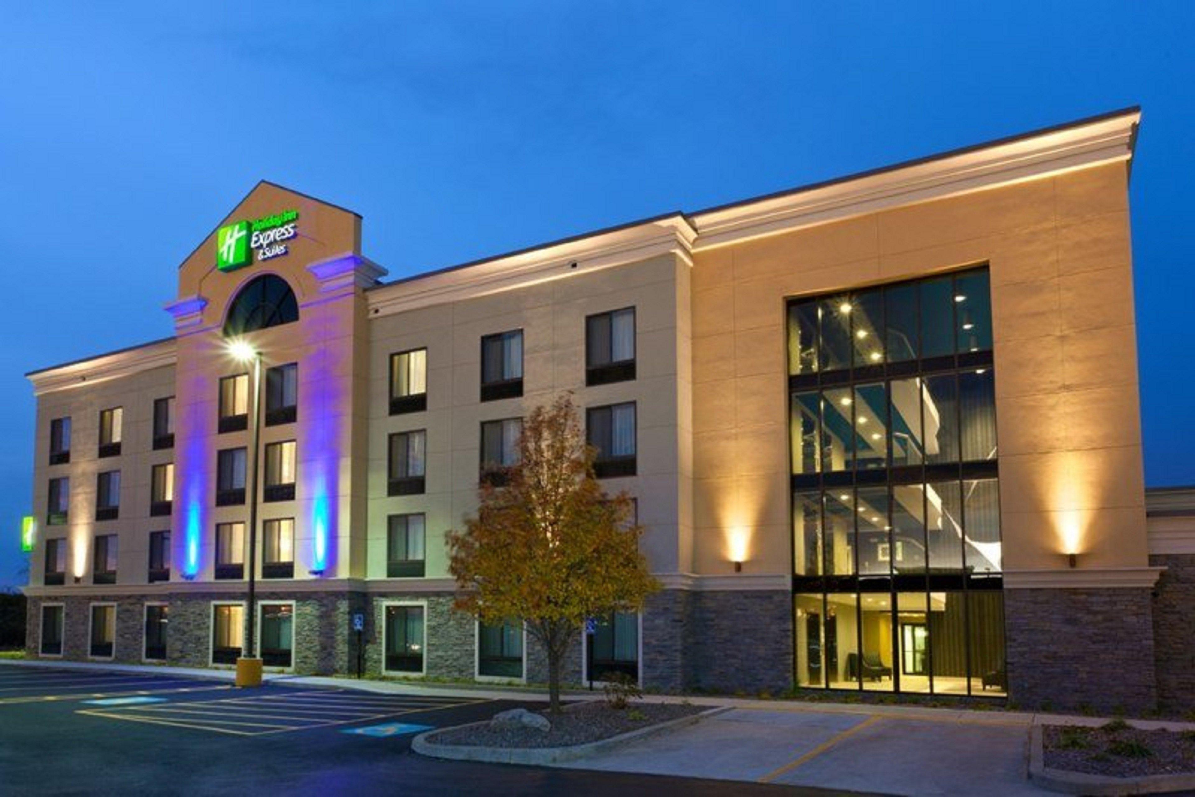 Holiday Inn Express And Suites Batavia By Ihg Ngoại thất bức ảnh