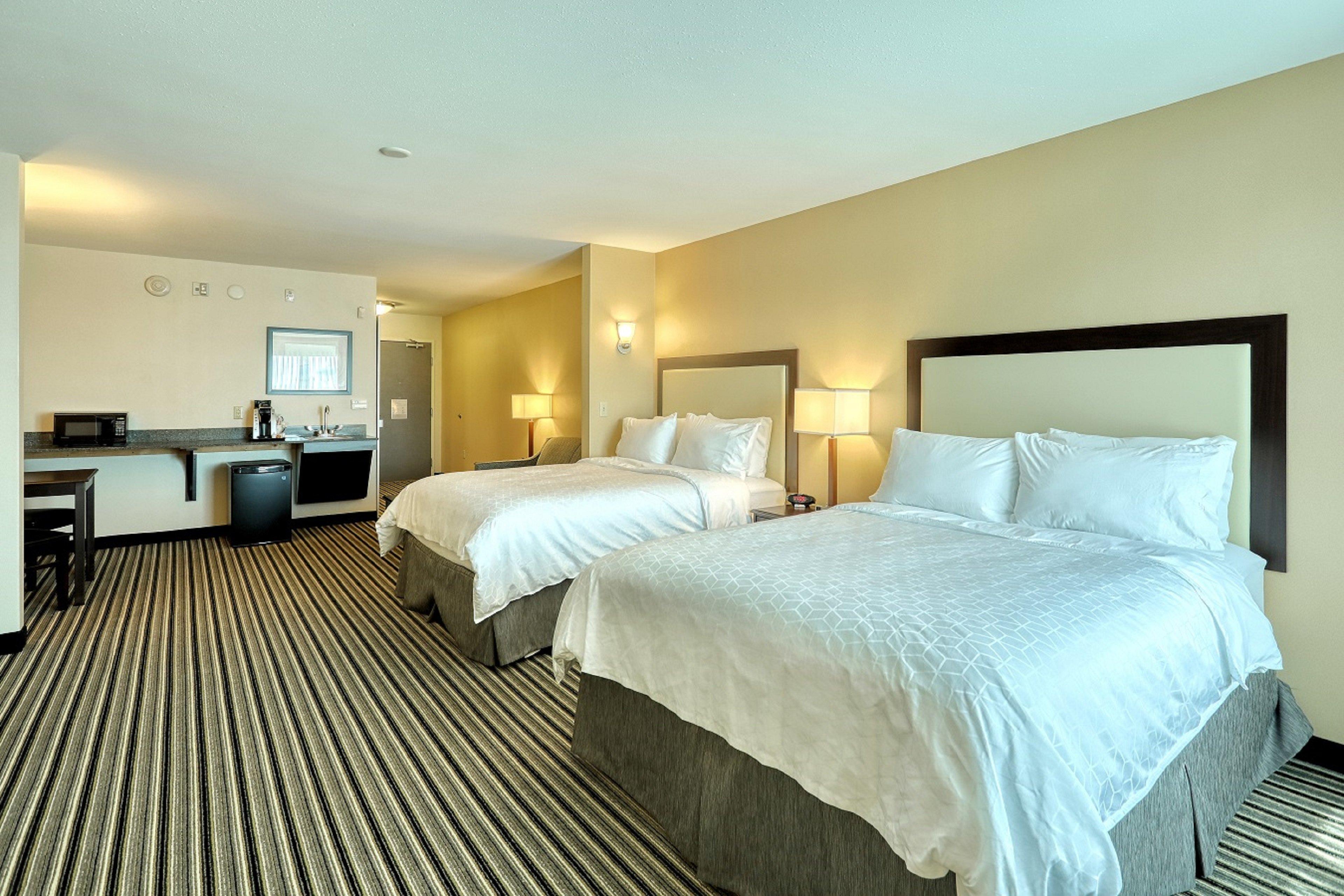 Holiday Inn Express And Suites Batavia By Ihg Ngoại thất bức ảnh