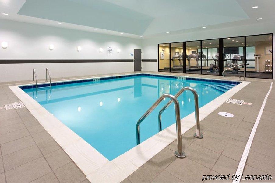 Holiday Inn Express And Suites Batavia By Ihg Ngoại thất bức ảnh